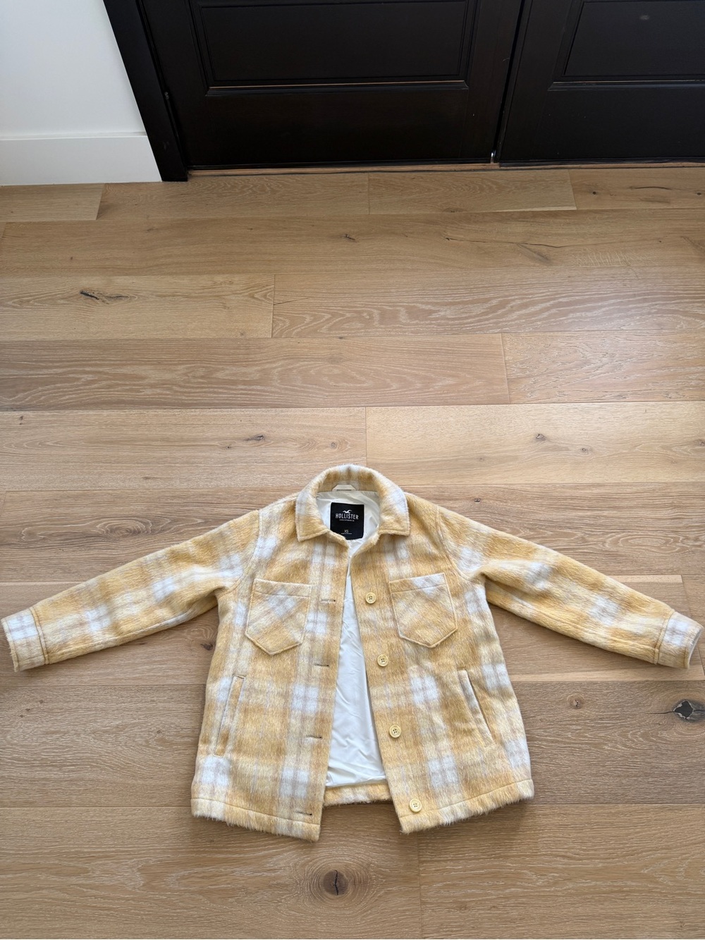 Hollister Women’s Yellow Plaid Shacket Jacket